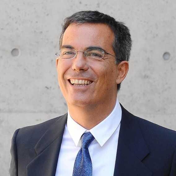 Giovanni Floris a Matera per parlare di scuola e giovani