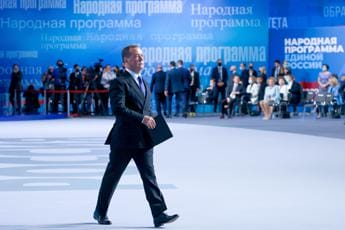 Galleria foto 'Armi Ucraina, Medvedev contro Crosetto: “Uno sciocco raro”' - foto 1