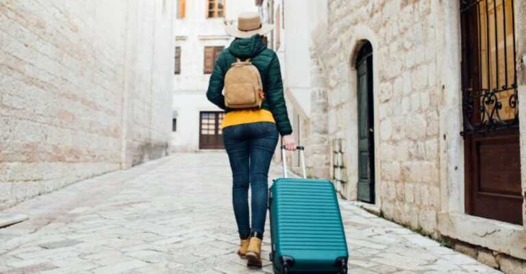 Case per turisti affollate in Salento: trovati 73 ospiti oltre i limiti consentiti. Locatori multati per oltre 25mila euro