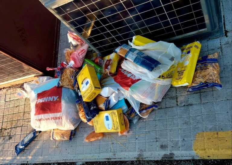 Salice Salentino, getta per strada cibo ricevuto dalla Caritas: denunciato