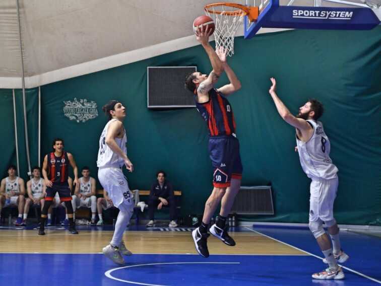 Galleria foto 'CJ Basket Taranto: domenica al Tursport arriva il Cassino' - foto 1
