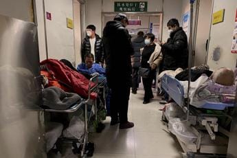 Galleria foto 'Covid Cina, contagiato 90% degli abitanti provincia Henan' - foto 1