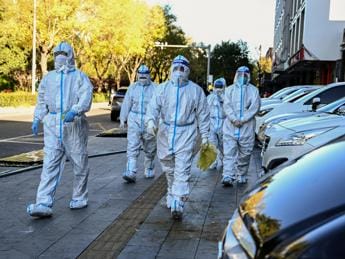 Galleria foto 'Covid, Oms avverte: “Cautela, ancora troppi morti”' - foto 1