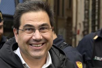 Galleria foto 'Elezioni regionali Lazio 2023, D’Amato firma la candidatura' - foto 1