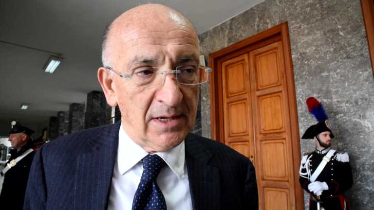 Violenza e aggressioni a Bari: il viceministro Sisto chiede incontro urgente in Prefettura