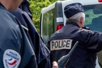 Galleria foto 'Francia, accoltellate 5 persone a Parigi: arrestato aggressore' - foto 1