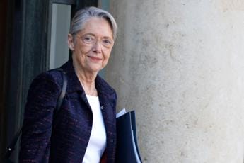 Galleria foto 'Francia, riforma pensioni: età salirà da 62 a 64 anni entro 2030' - foto 1