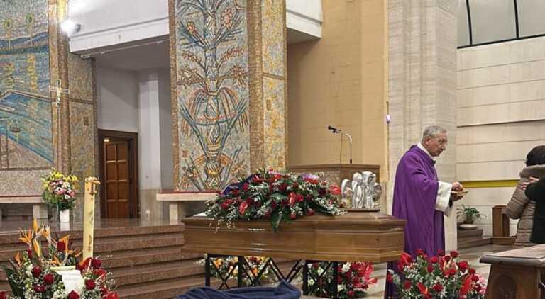 Galleria foto 'L’ultimo saluto a Franco Sebastio, monsignor Santoro: «Ha dedicato la vita a giustizia, legalità e ambiente»' - foto 1