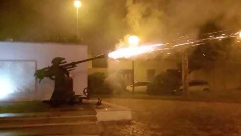 Strascichi di Capodanno: in coma il 21enne picchiato per futili motivi. Caccia aperta per scoprire chi ha sparato fuochi d’artificio dal cannone