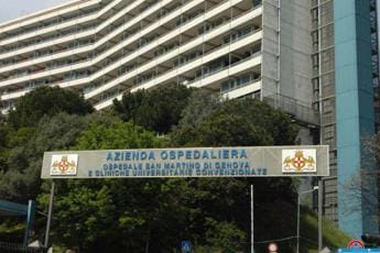 Galleria foto 'Genova, lutto al Policlinico San Martino: morto Dg Giuffrida' - foto 1