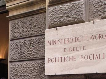 Galleria foto 'Lavoro, contratti a termine più facili: il Jobs act va potenziato o abolito?' - foto 1