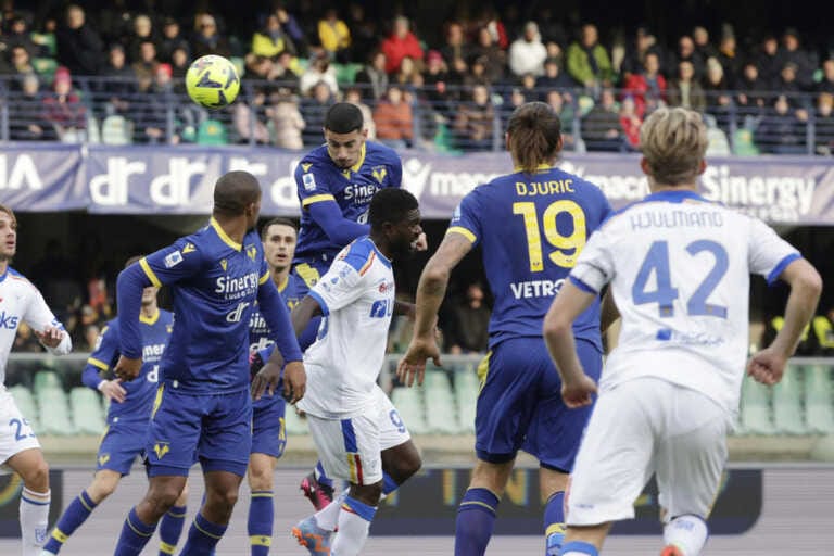Galleria foto 'Brutta battuta d’arresto per il Lecce a Verona: al “Bentegodi” finisce 2-0' - foto 1