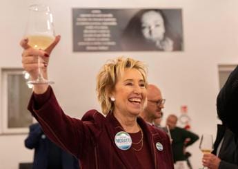 Galleria foto 'Letizia Moratti presenta la sua lista: “Siamo a un passo dal 30%”' - foto 1