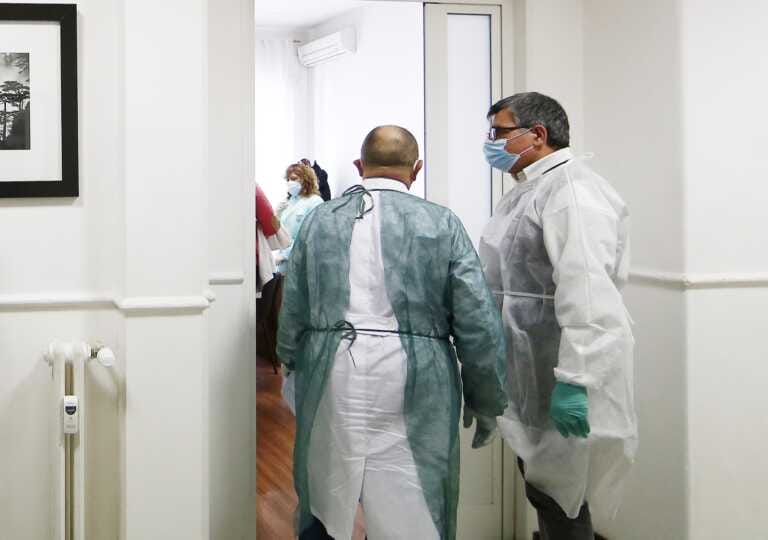 Scioperano i medici di famiglia in Puglia: «La Regione blocca i fondi per le assunzioni negli studi»