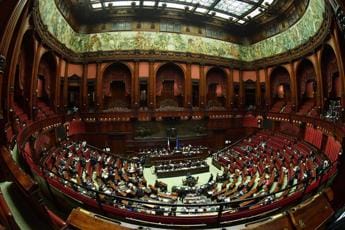 Galleria foto 'Migranti, bocciati ricorsi Lega dopo stop a emendamenti' - foto 1