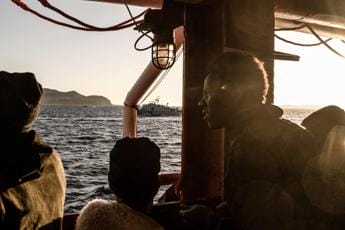 Galleria foto 'Migranti, Piantedosi: “Navi ong dirottate su città a guida Pd? Non è vero”' - foto 1