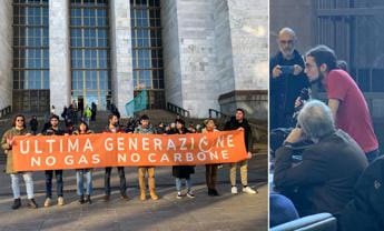 Galleria foto 'Milano, imbrattò con vernice la Scala: per pm sufficiente “sorveglianza semplice per un anno”' - foto 1
