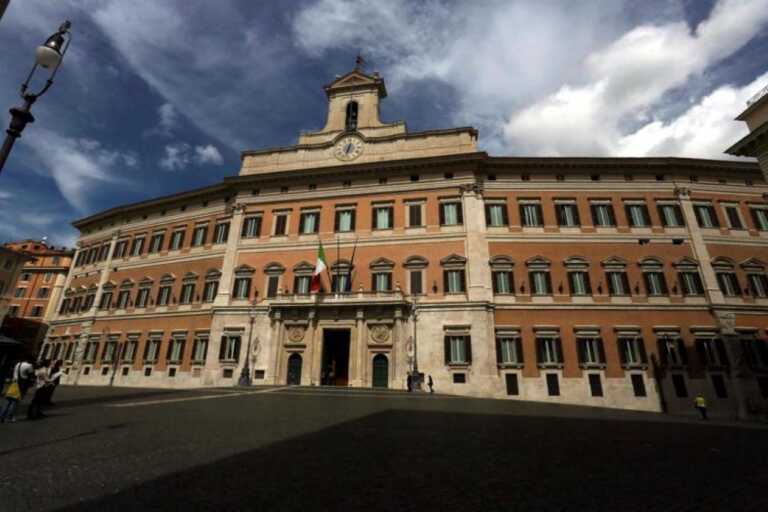 Se Napoli corre, lo fa pure Milano
