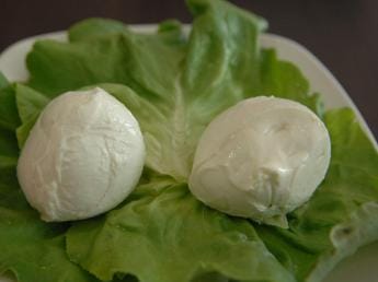 Galleria foto 'Mozzarella Bufala Campana formaggio Dop che cresce di più 2016-2022, +26%' - foto 1