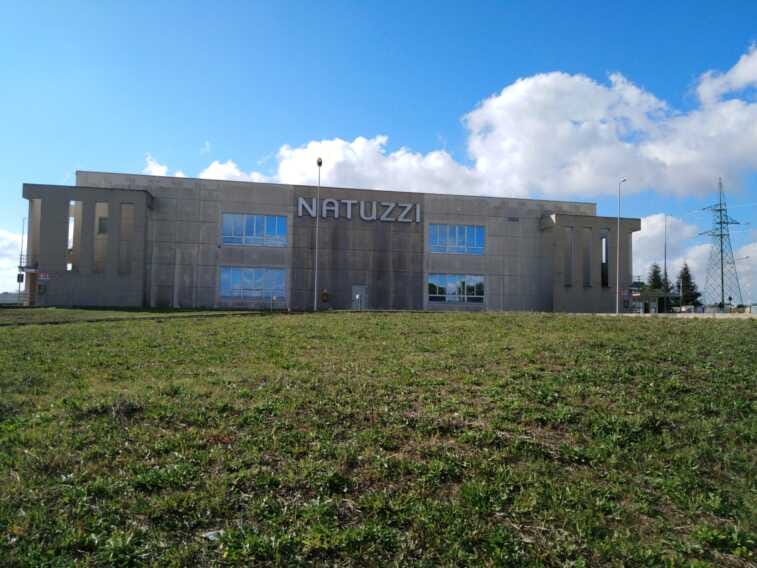 Natuzzi, c’è l’accordo sulla cassa integrazione per 449 dipendenti. I sindacati: «Esclusi esuberi»