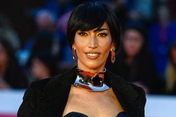 Galleria foto 'Nina Zilli dopo spoiler su gravidanza: “Biggio, ma vaff…”' - foto 1