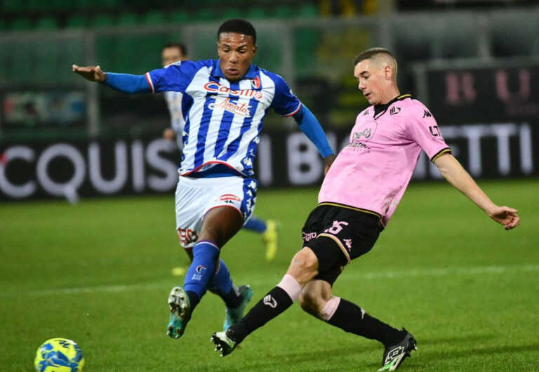 Il Bari cade al “Barbera”: al Palermo basta un gol di Marconi. Espulso Cheddira