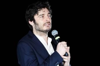 Galleria foto 'Pd, Lino Guanciale portavoce comitato Elly Schlein in Abruzzo' - foto 1