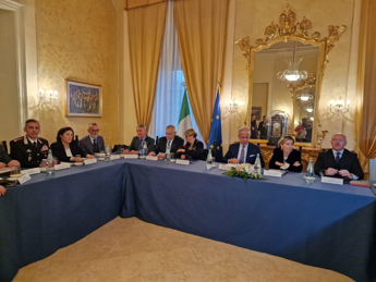 Galleria foto 'Piantedosi: “Sicilia e Calabria no campi profughi Ue, equa distribuzione porti”' - foto 1