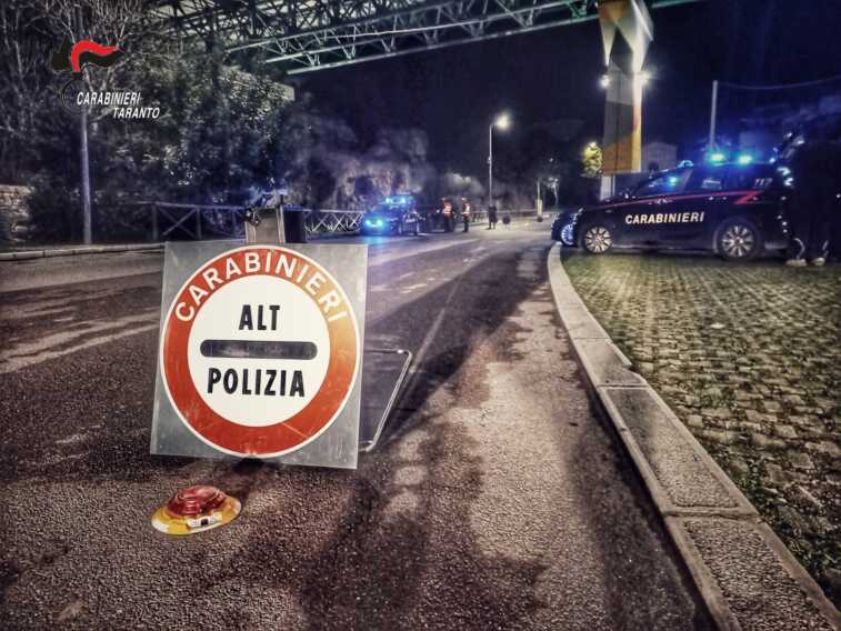 Forza un posto di blocco e tenta di investire un carabiniere: arrestato un 37enne di Statte