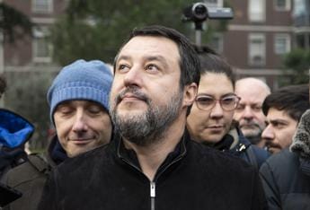 Galleria foto 'Scontri ultras Roma e Napoli, Salvini: “Mai più allo stadio”' - foto 1