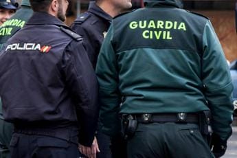Galleria foto 'Spagna, attacco a colpi di katana in chiesa: un morto e 4 feriti' - foto 1