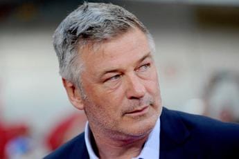 Galleria foto 'Sparatoria sul set, Alec Baldwin incriminato formalmente' - foto 1