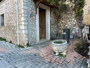 Galleria foto 'Spari ad Alatri, il testimone: “Due colpi, poi il sangue a terra”' - foto 1
