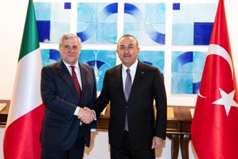 Galleria foto 'Tajani vede Cavusoglu, focus su migranti e Libia' - foto 1
