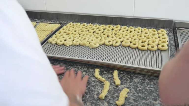 Mille scatole di taralli pugliesi negli USA: a realizzarli i detenuti del progetto “Il miglio verde” – VIDEO