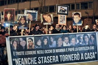 Galleria foto 'Terremoto L’Aquila, Comune chiede a famiglie spese legali per 18mila euro ' - foto 1