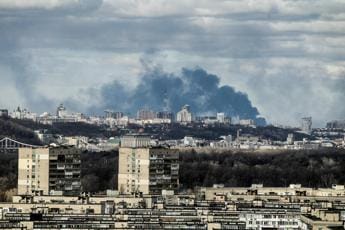 Galleria foto 'Ucraina, azienda italiana pronta a salvare gratuitamente ingente patrimonio archivi' - foto 1