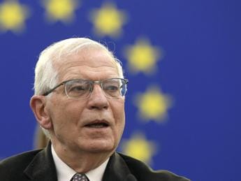 Galleria foto 'Ucraina, Borrell: “Ue ha dato quasi 50 miliardi di aiuti, più degli Usa”' - foto 1
