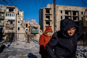 Galleria foto 'Ucraina, Zelensky: “Russia ha colpito Kherson e Kramatorsk durante cessate il fuoco”' - foto 1