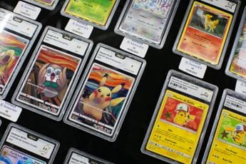 Galleria foto 'Vendono carte Pokemon online senza consegnarle: truffa da 400mila euro' - foto 1