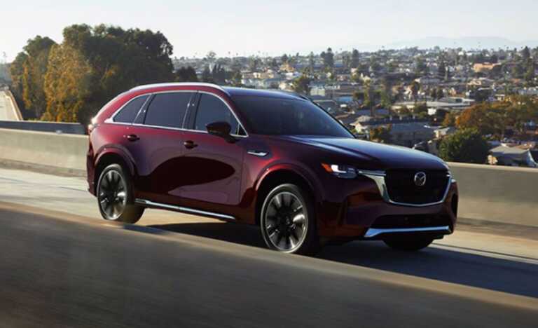 Mazda presenta il nuovo suv crossover CX-90
