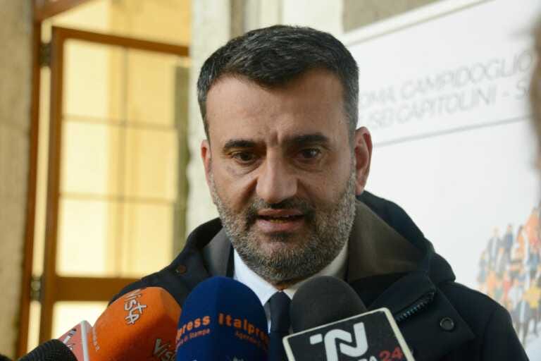 Galleria foto 'Pnrr, Decaro “Se offriamo solo lavoro a termine non troveremo i tecnici”' - foto 1
