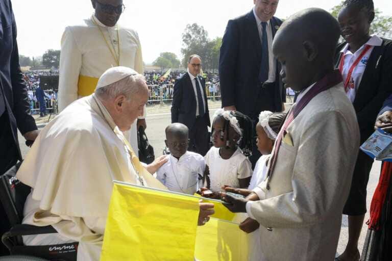 Galleria foto 'Papa Francesco “Deponiamo le armi dell’odio e della vendetta”' - foto 1