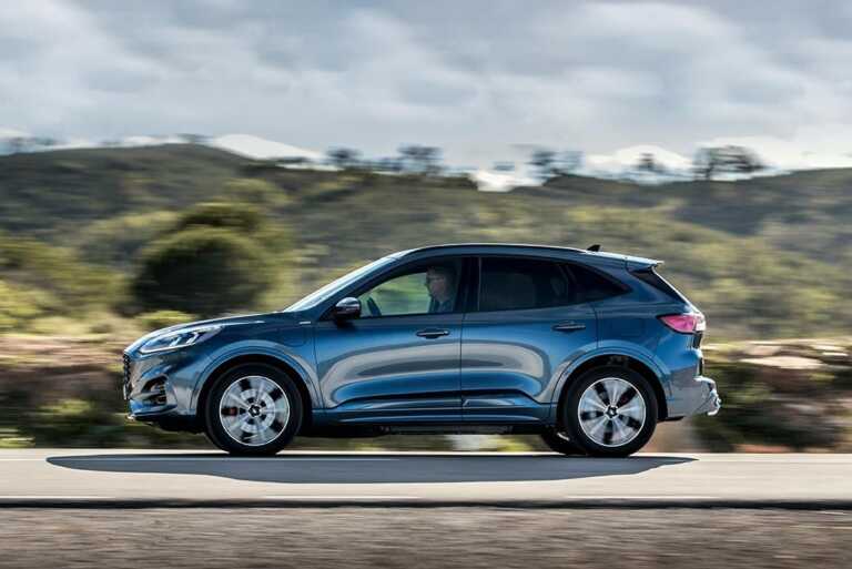 Ford Kuga PHEV ancora l’ibrido plug-in più venduto in Europa