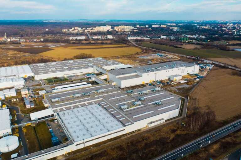 Stellantis, aperto in Polonia un centro dedicato al software
