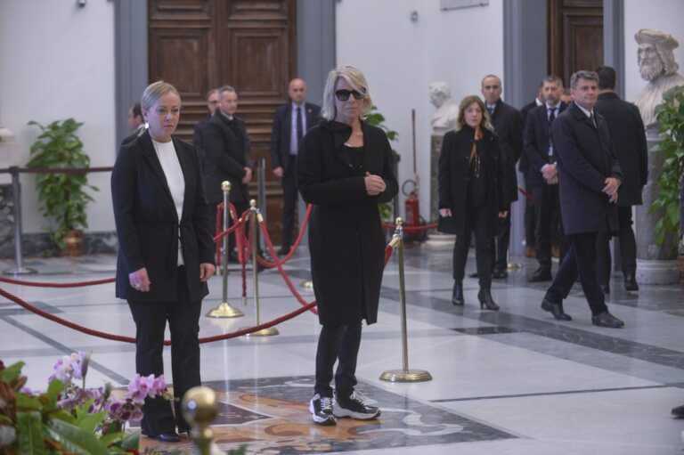 Galleria foto 'Costanzo, Meloni “Un grande giornalista che capiva la dimensione umana”' - foto 1