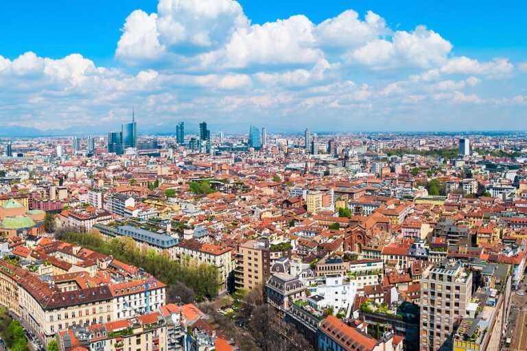Galleria foto 'Immobili, Milano domina il podio dei quartieri più costosi d’Italia' - foto 1