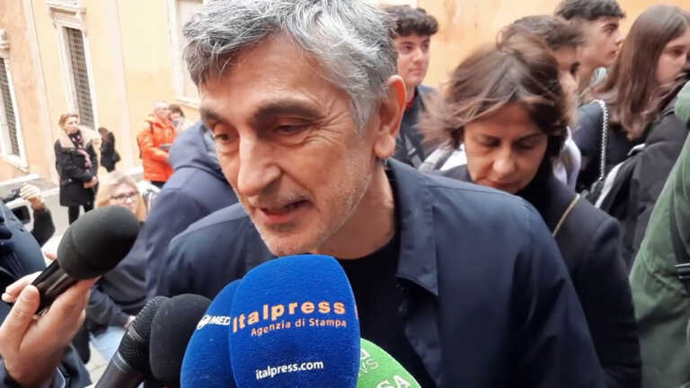 Galleria foto 'Costanzo, Salemme “Se ne va un pezzo di storia d’Italia”' - foto 1