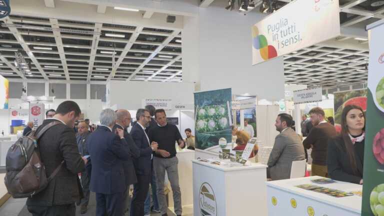 L’ortofrutta pugliese conquista Berlino, Pentassuglia: «A Fruit Logistica la qualità dei nostri prodotti»