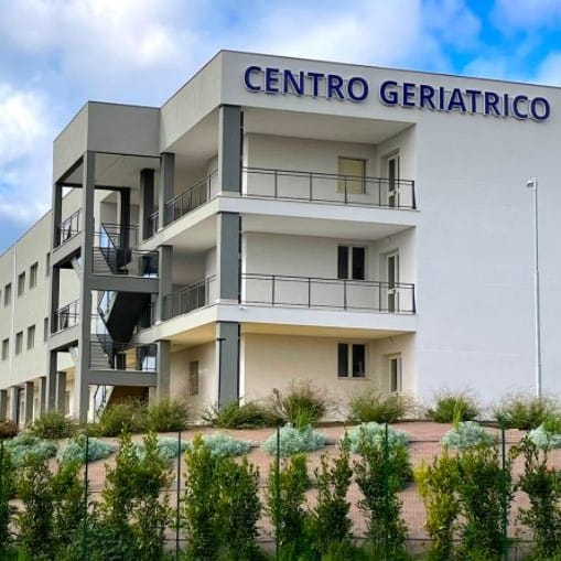 Centro Geriatrico di Matera, si esulta ma non troppo: «Il problema è risolto soltanto in parte»